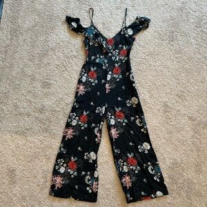 Zara cold shoulder with spaghetti straps crop jumpsuit size Small